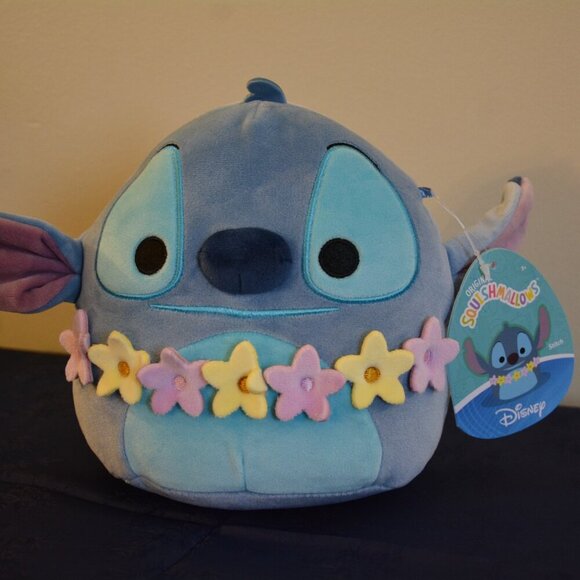 NEW One-of-a-kind Stitch Gift Set - Picture 10 of 16